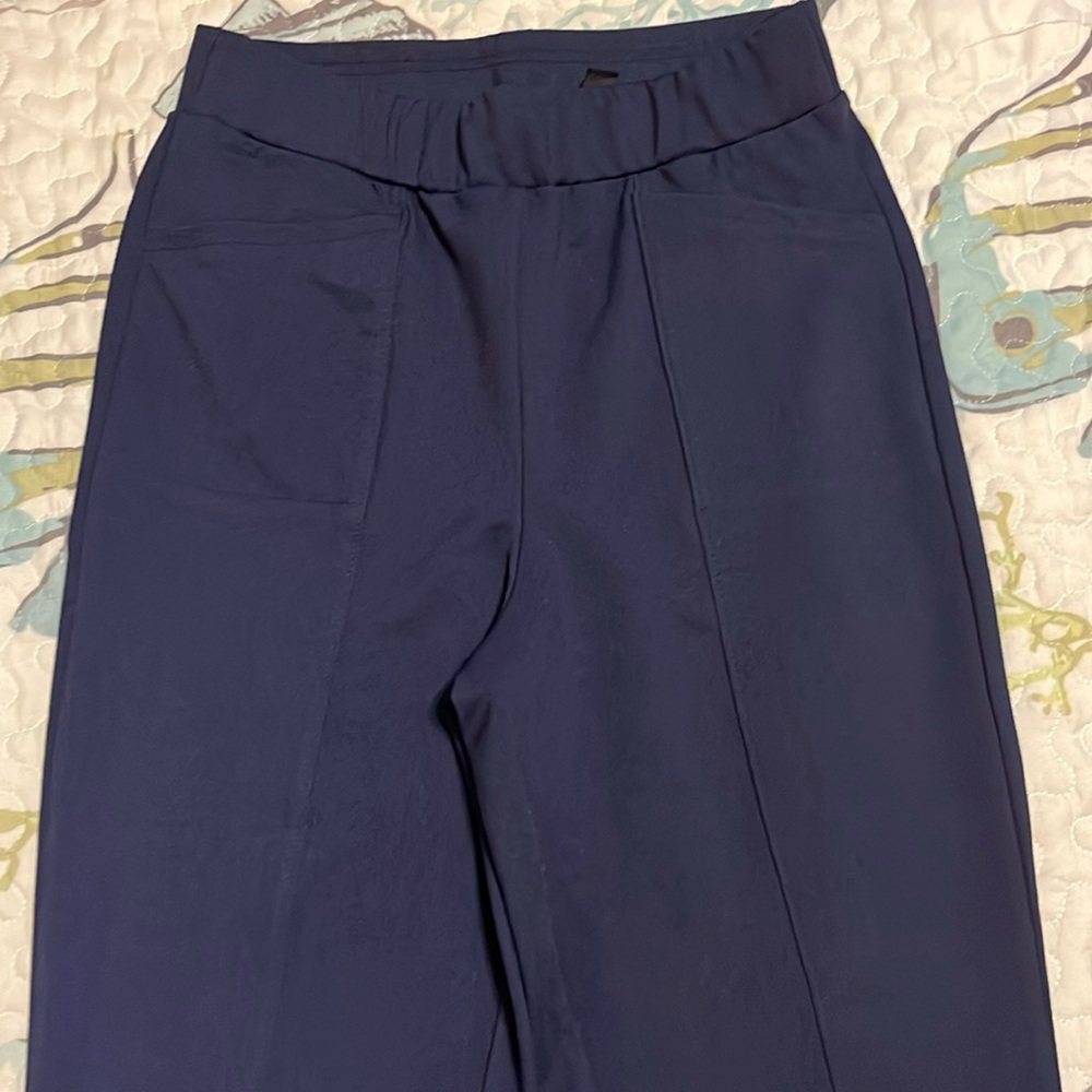 Navy blue stretchy elastic waist pocket, front professional pants with seams